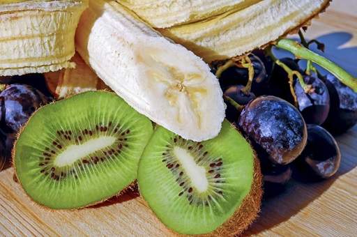 Kiwi fruit in salad