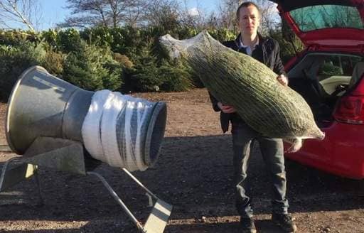 Christmas tree into car